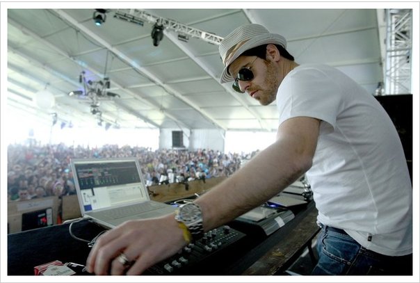 Gui Boratto at Sundaze Elysium DEC 10