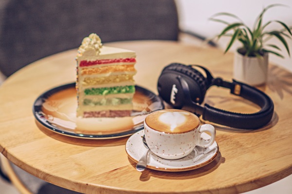 Swee Lee Social Club at Lot 10 Is Music To Palate and Ears